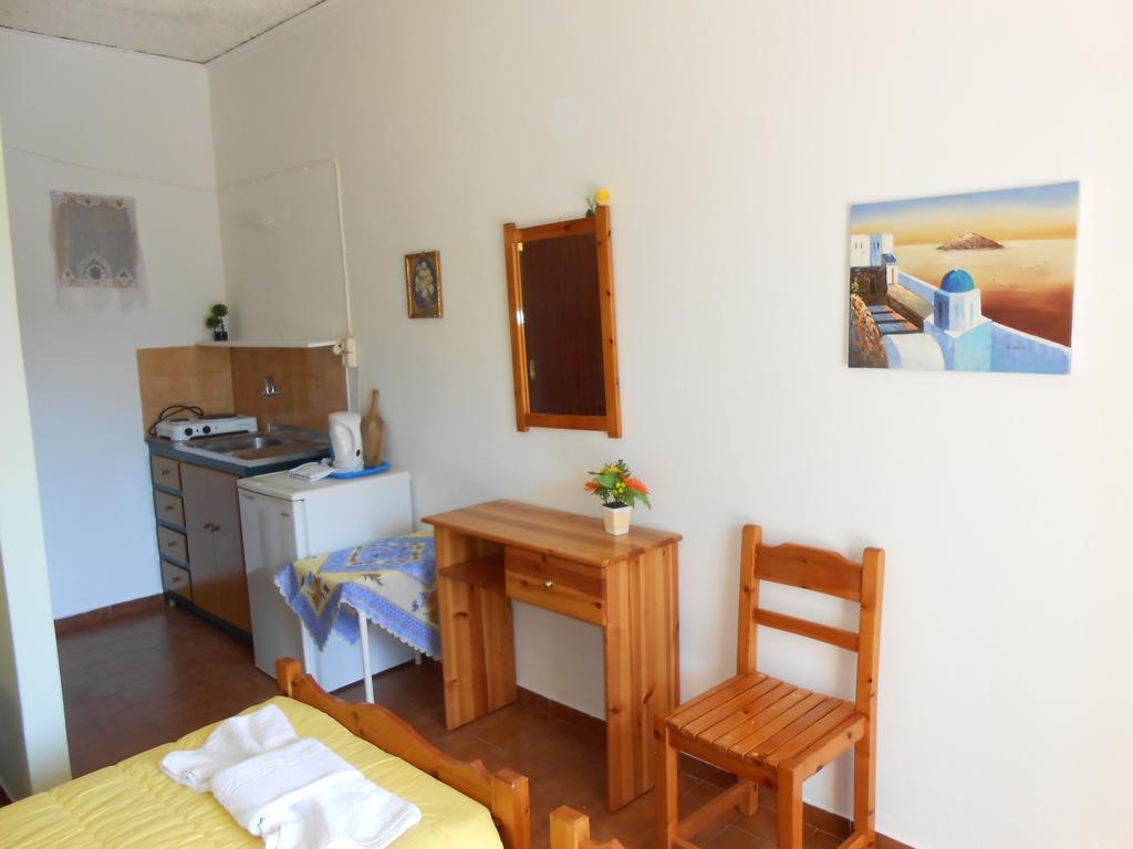 Gregory'S Studios Paleokastritsa Quarto foto